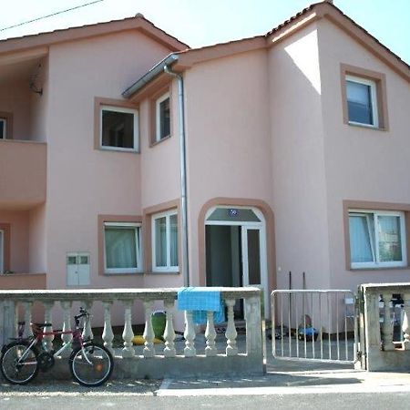 Appartement App Dzafic à Vrh  Extérieur photo